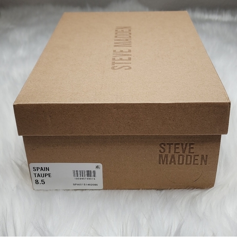 Steve Madden Spain Sandal Taupe - Picture 5 of 16